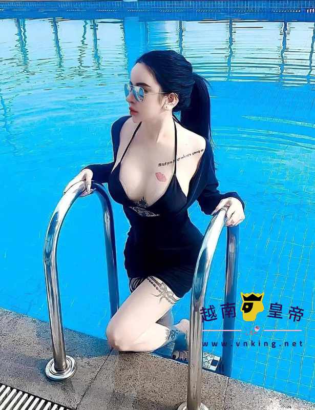 胡志明市模特風伴遊莫妮卡(Monica)，擁有170公分逆天長腿，身材比例完美，眼神冷艷迷人，寫實攝影風格